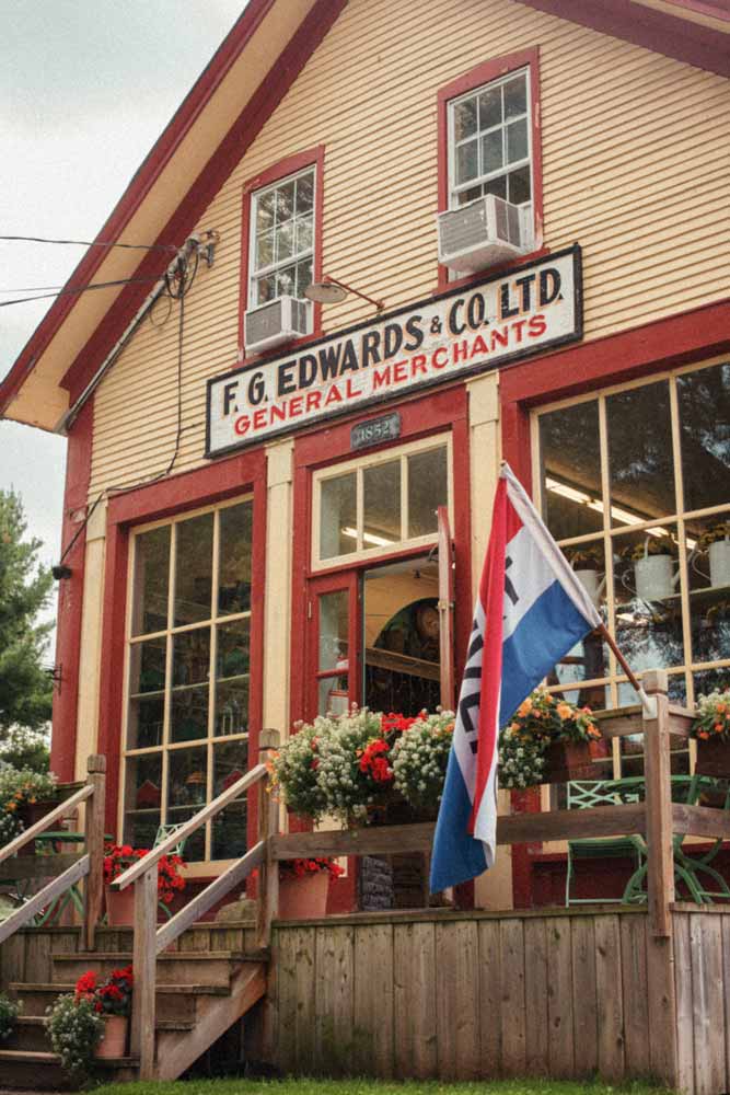 Le magasin de West Brome