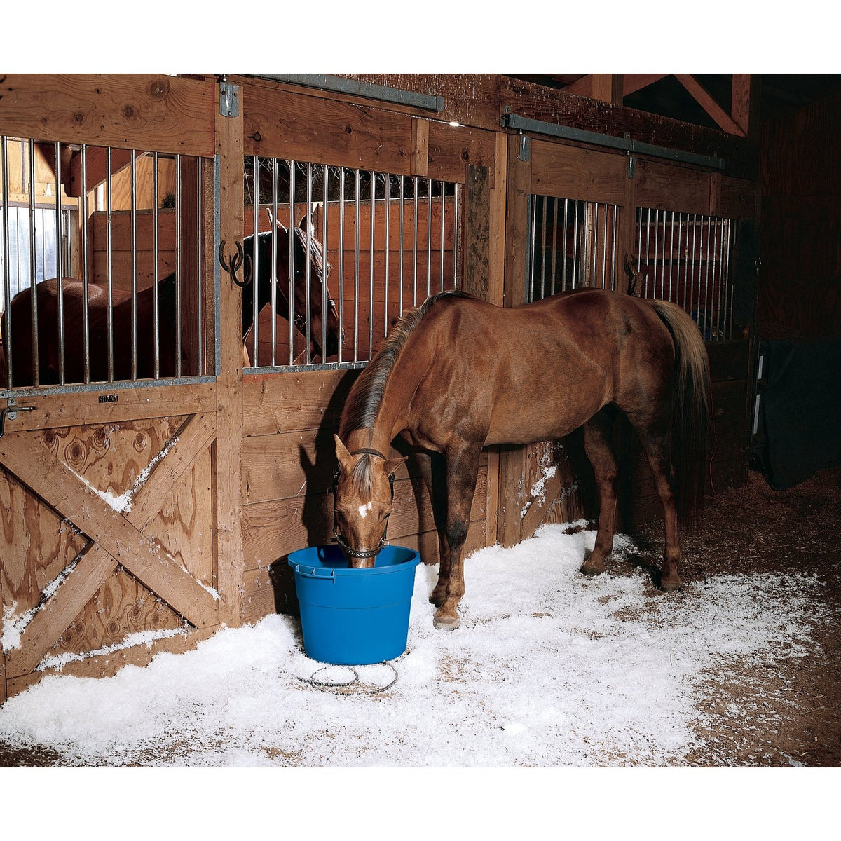 Miller - Heated Bucket 16 gal. 