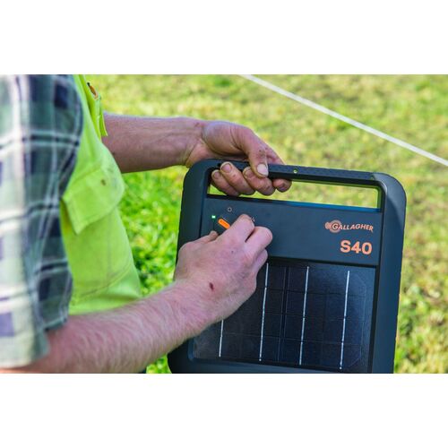Gallagher - S40 Lithium Solar Fence Energizer 