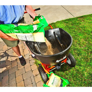 Agri-Fab - Professional Lawn Spreader with an 130 lb Capacity, Covering Approximately 1/2 Acre (25,000 sq ft) 