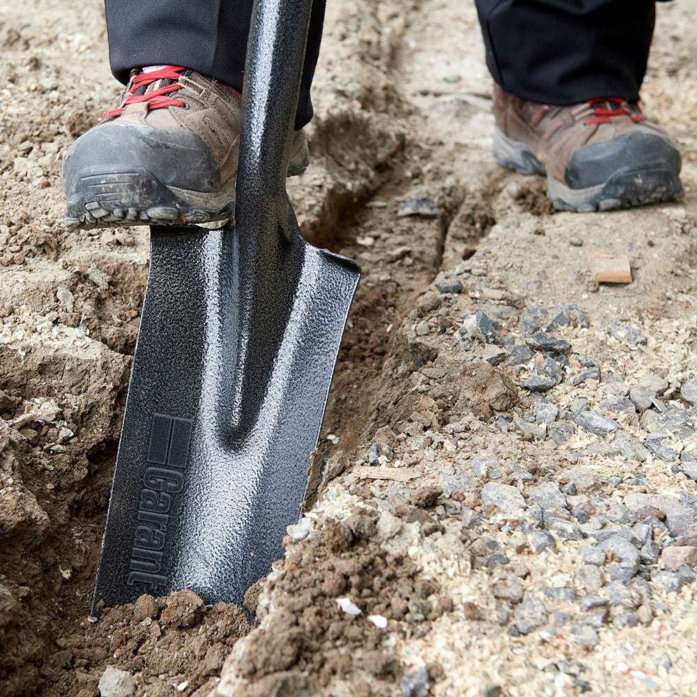 Drain shovel, wooden handle - Garant