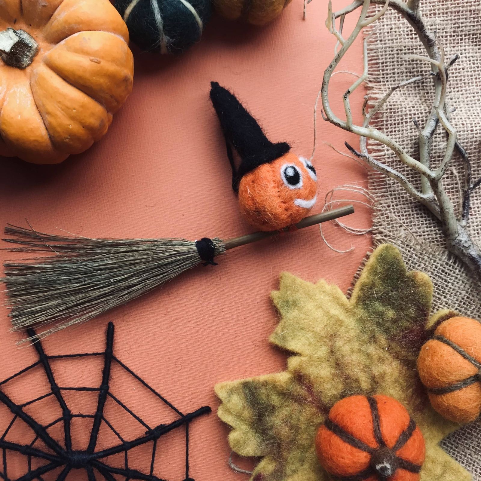 Handmade Biodegradable Hanging Felt Flying Pumpkin for Halloween