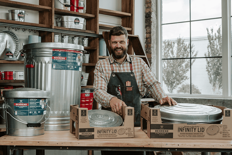 Behrens - 31 Gallon Galvanized Steel Utility / Trash Can with Lid