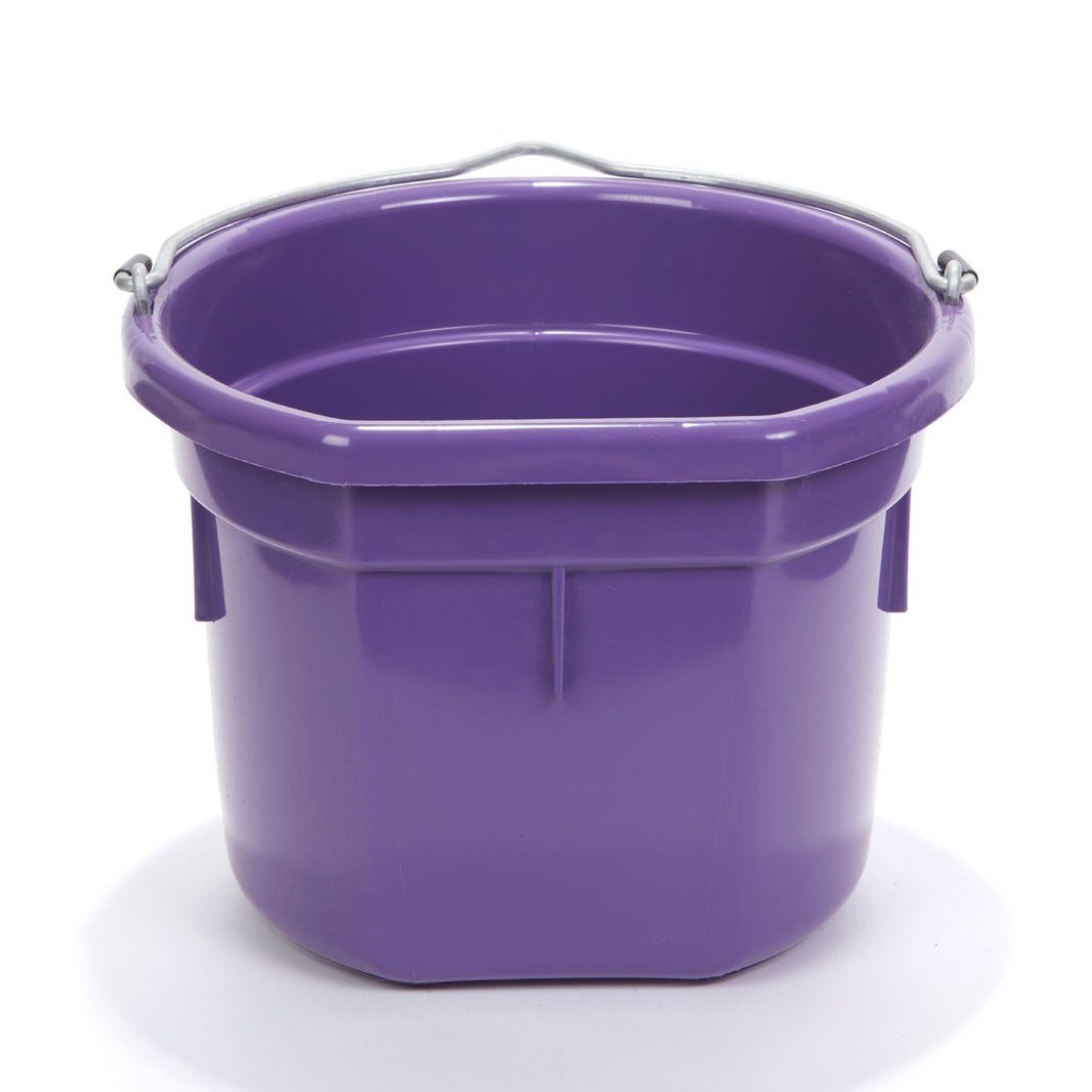 Little Giant - 8 Quart Flat Back Plastic Bucket 