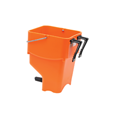 M1 calf feeder to hang